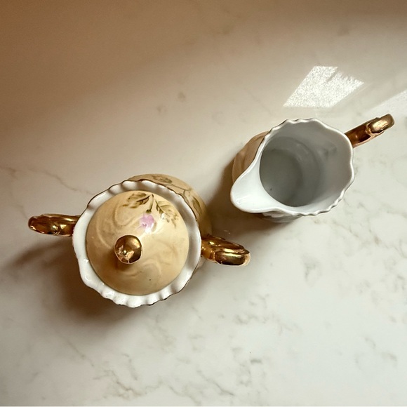 Vintage Sugar Bowl and Creamer Set - Picture 4 of 8